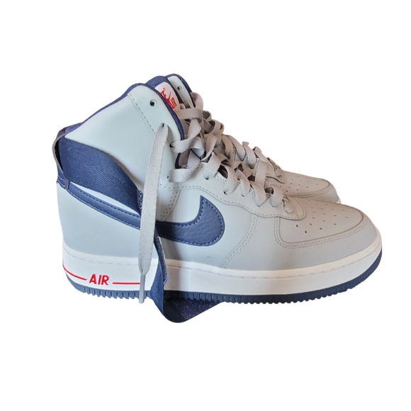 Nike Air Force 1 High New England Patriots Edition Size 8.5 - Picture 4 of 7
